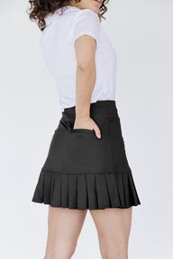 Falda Negra de Golf para Dama tableada con Lycra Dryfit