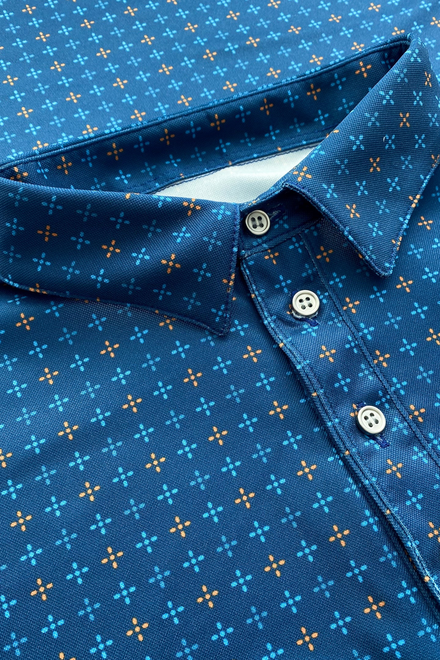 Polo Deportiva Estampada Azul Acero para Hombre