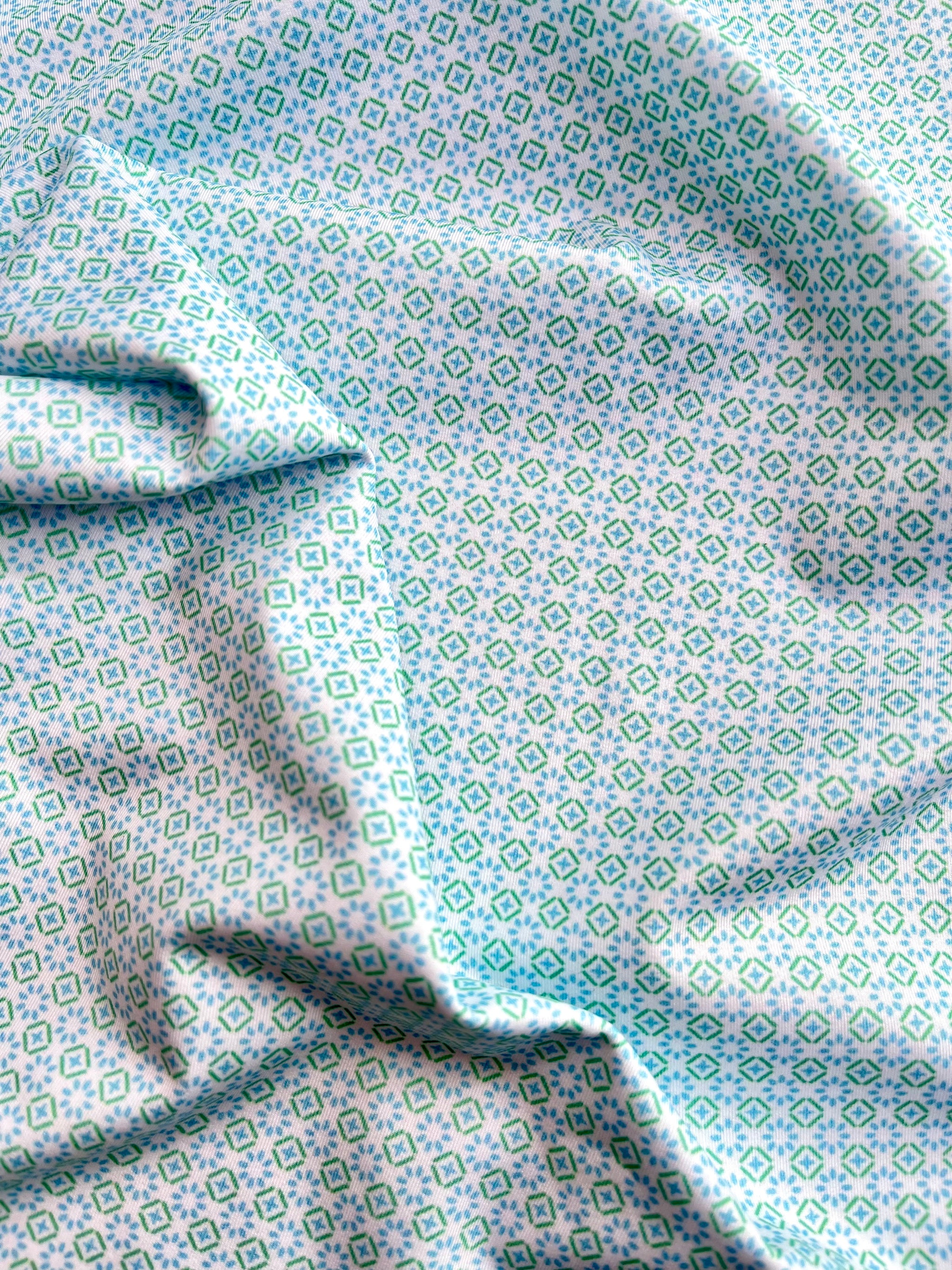 Polo golf DryFit azul claro hombre - Estampado elegante alto rendimiento clima cálido Zendra