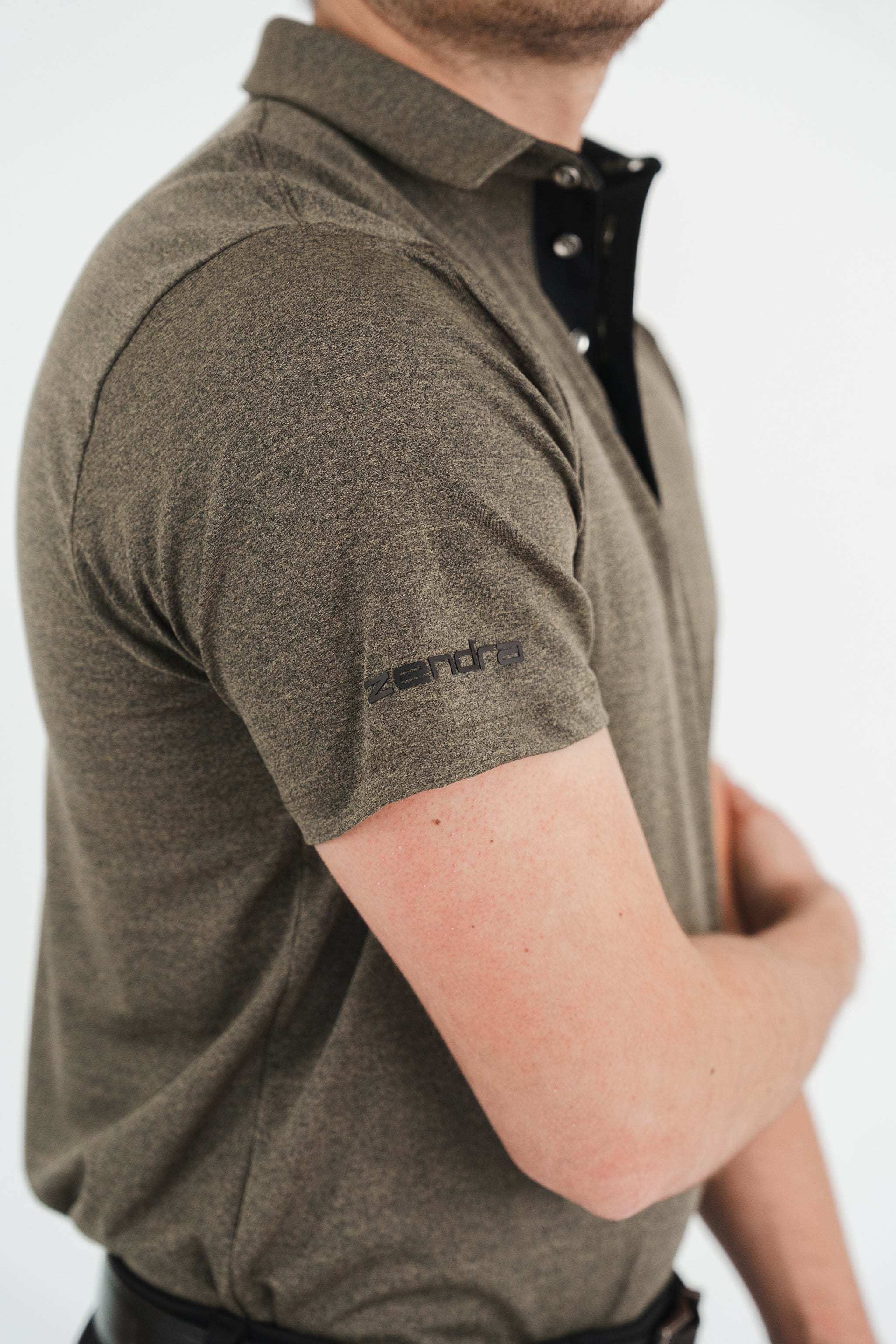 Polo de Golf Verde Militar Performance para Hombre Limited Edition (15/15)