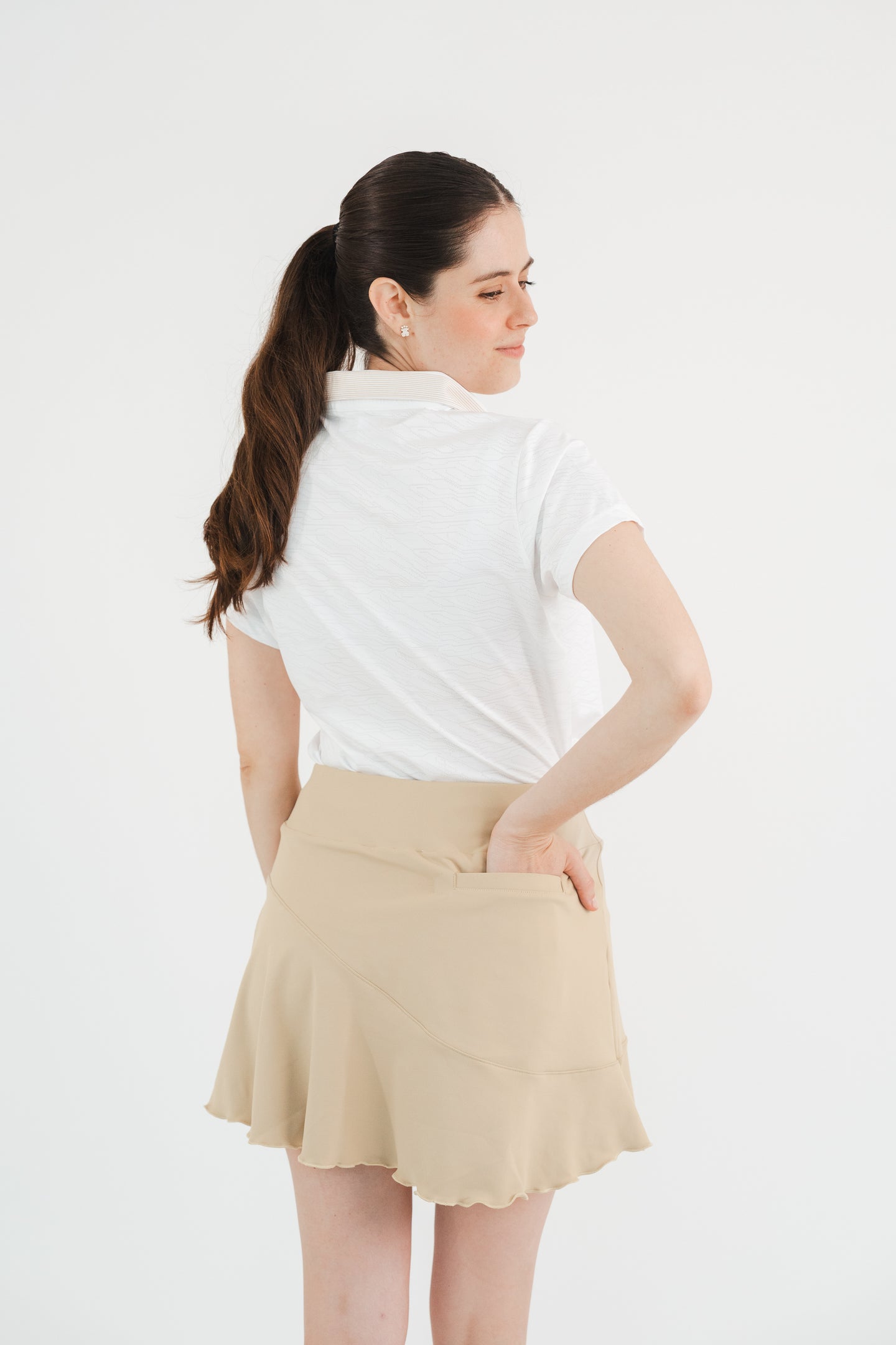 Polo golf blanca mujer tela ligera fresca - Textura dry alto rendimiento Zendra Sports