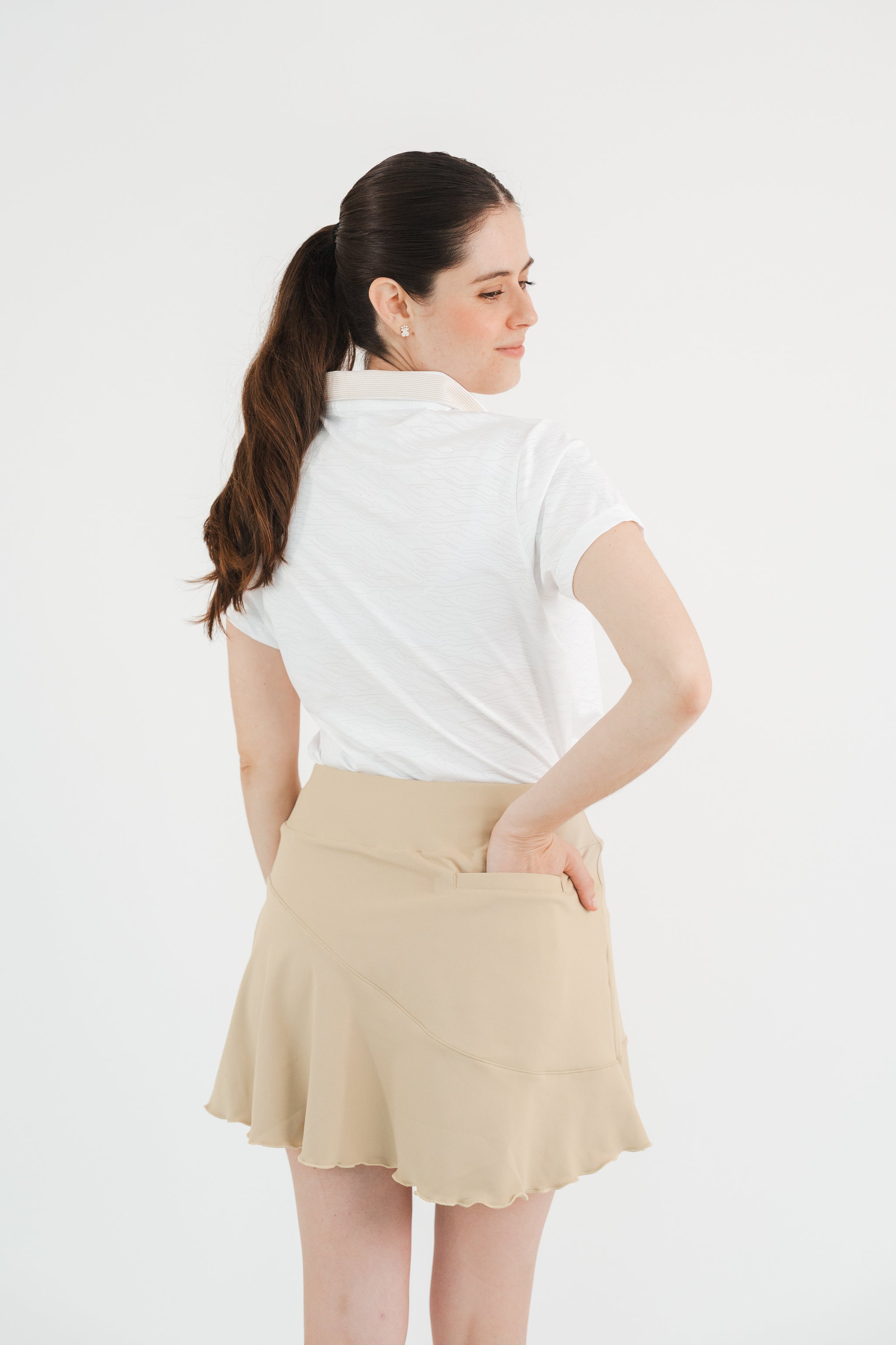 Polo golf blanca mujer tela ligera fresca - Textura dry alto rendimiento Zendra Sports